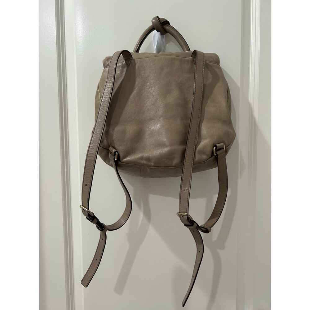 Marc by Marc Jacobs Marchive Knot Tan Leather Backpack (Retail $495) - Picture 4 of 15